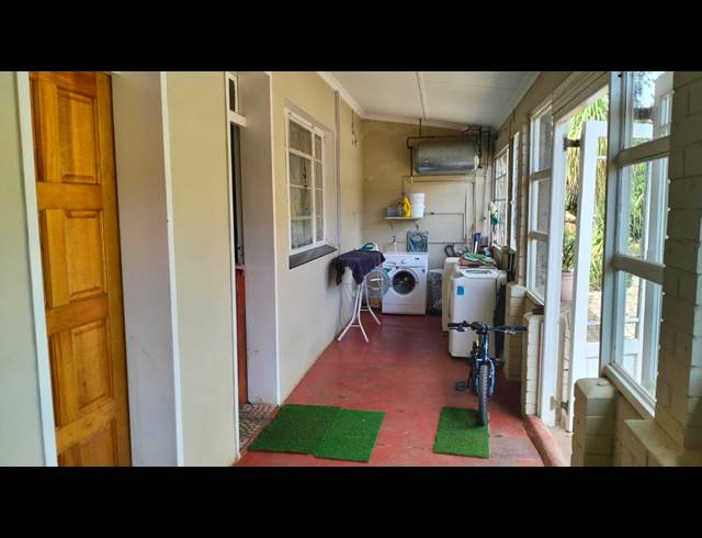 4 BEDROOM HOUSE FOR SALE IN PRESTBURY